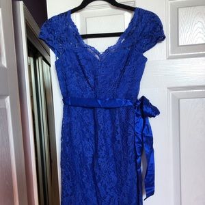 Seraphine Maternity lace dress